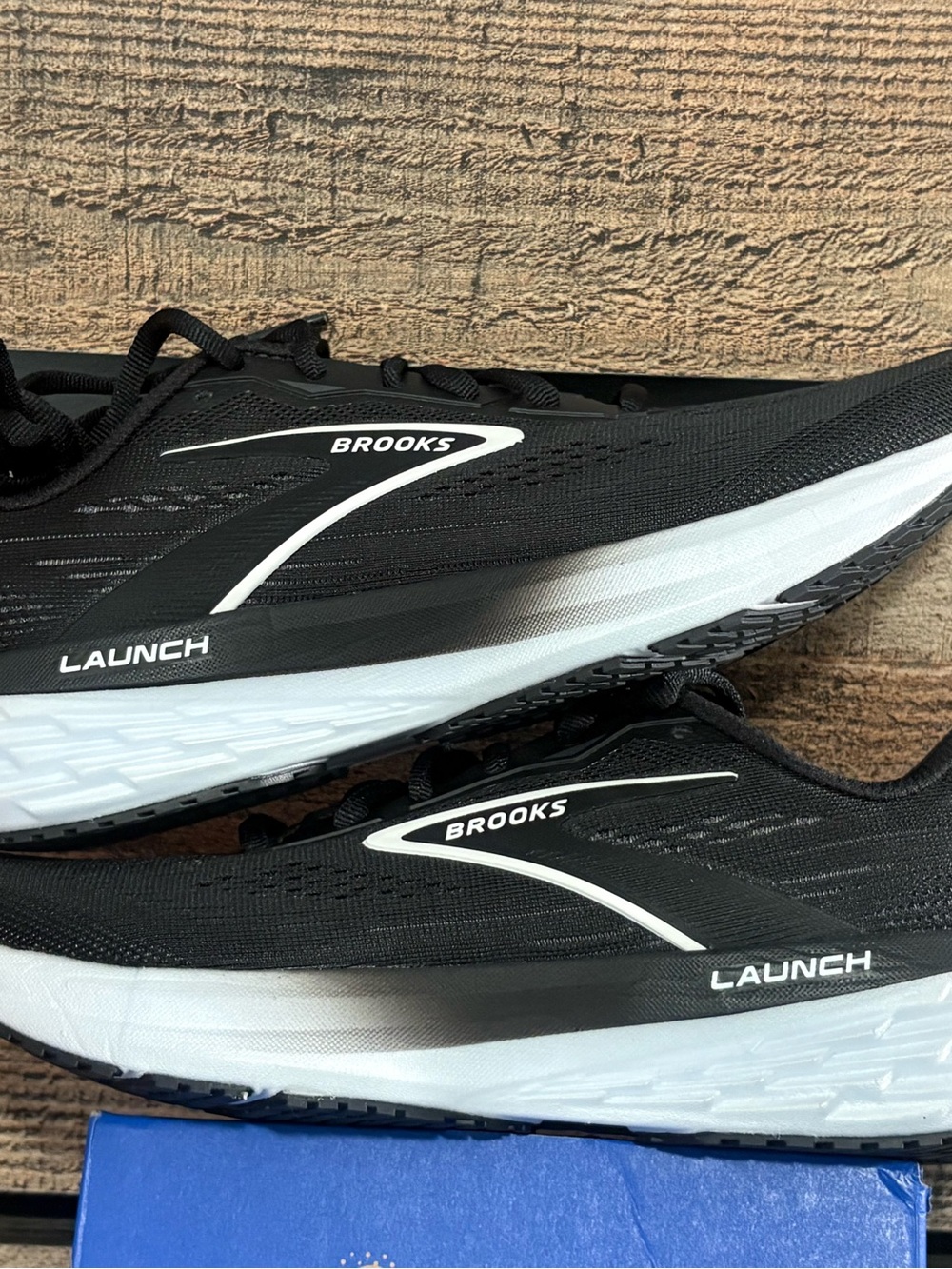 Brooks Launch Running Shoes - Black & White